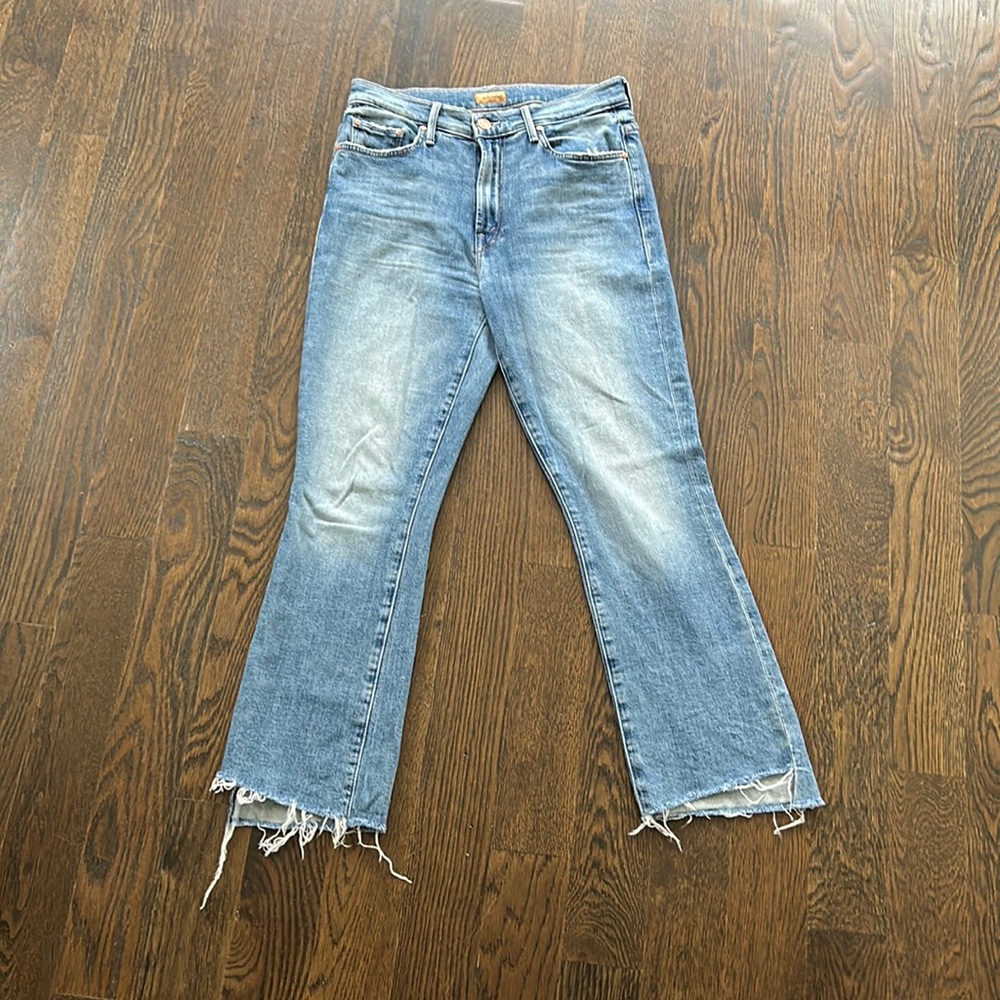 Mother the insider crop step fray, size 27, wash: scenic route